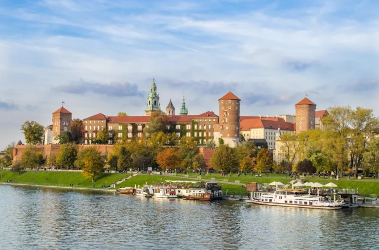 Zamek Królewski na Wawelu jesienią